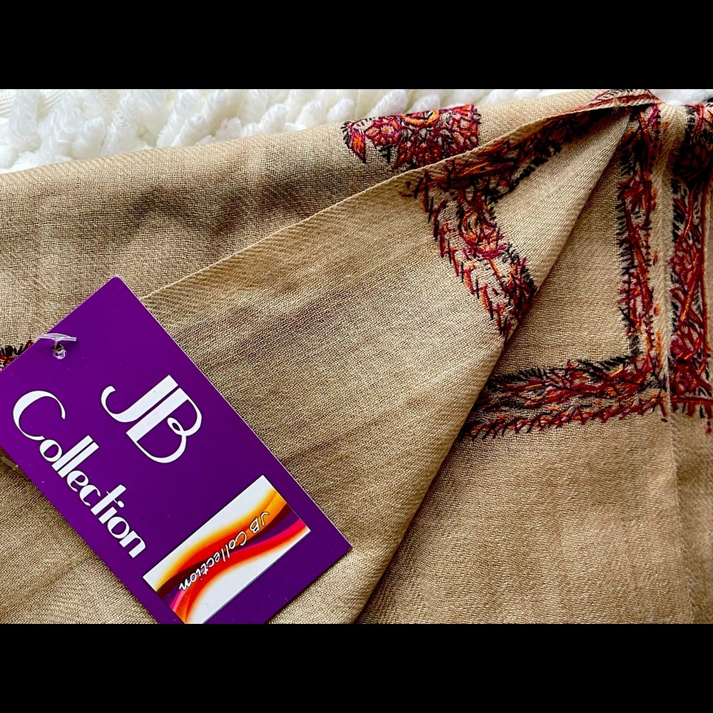 Pashmina shawl